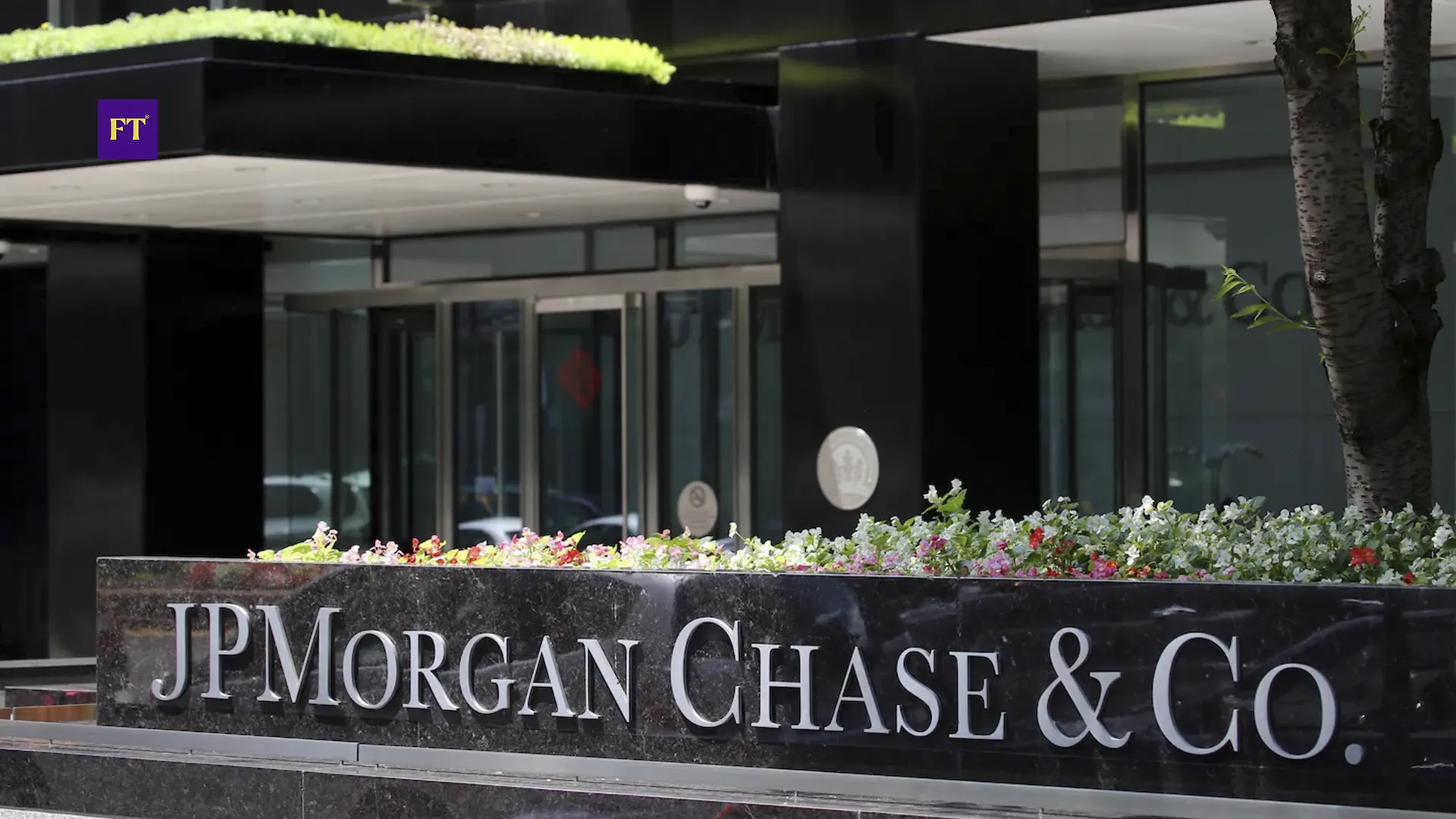 JPMorganChase Pledges $1 Million for Southern California Small Businesses, Plans to Hire More Than 100 Bankers for the Region